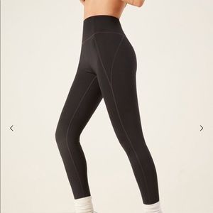 Girlfriend collective leggings